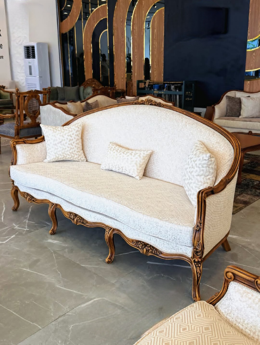 مبل کلاسیک نوبل پر طرفدار