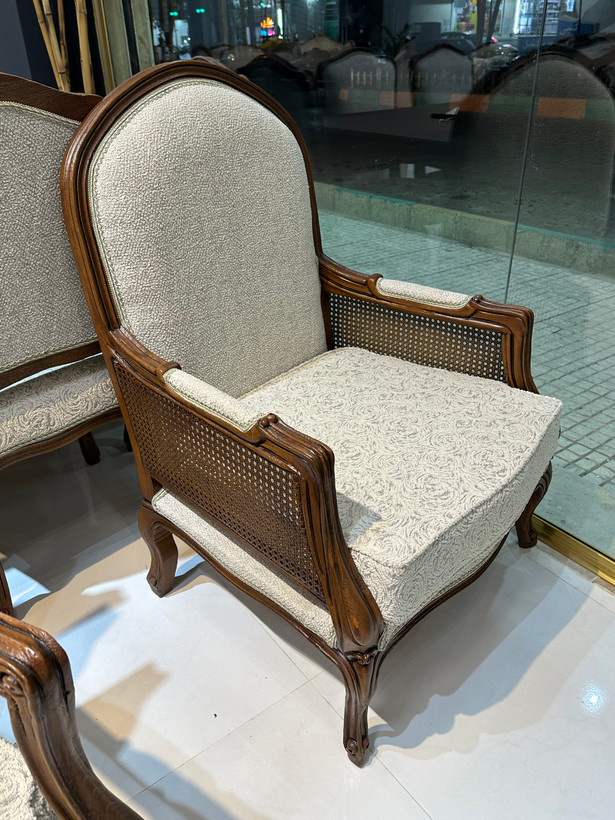 مبل کلاسیک آبشاری پر طرفدار