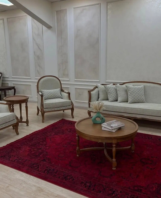 مبل کلاسیک ابزاری فرانسوی