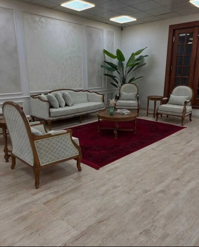 مبل کلاسیک ابزاری فرانسوی