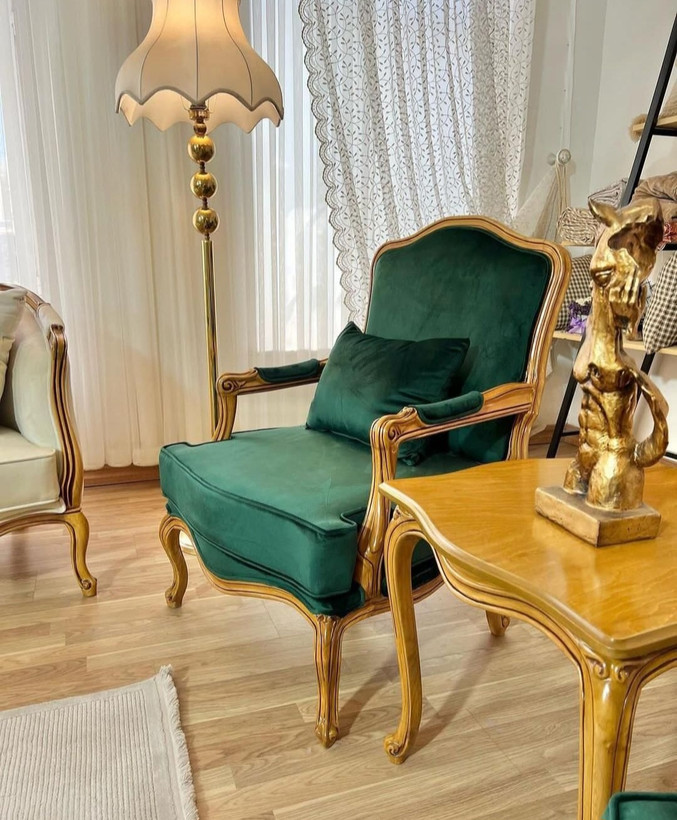 مبل کلاسیک کوئین
